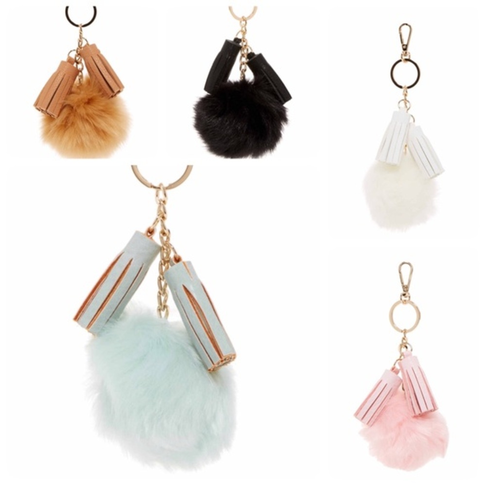 🔥New Popular Pom Pom keychain G2